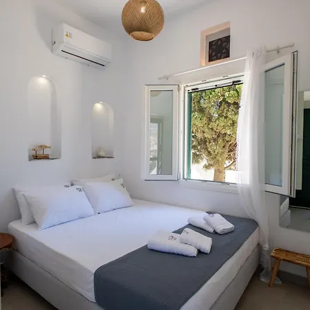 Aeris Tinos * Pánormos